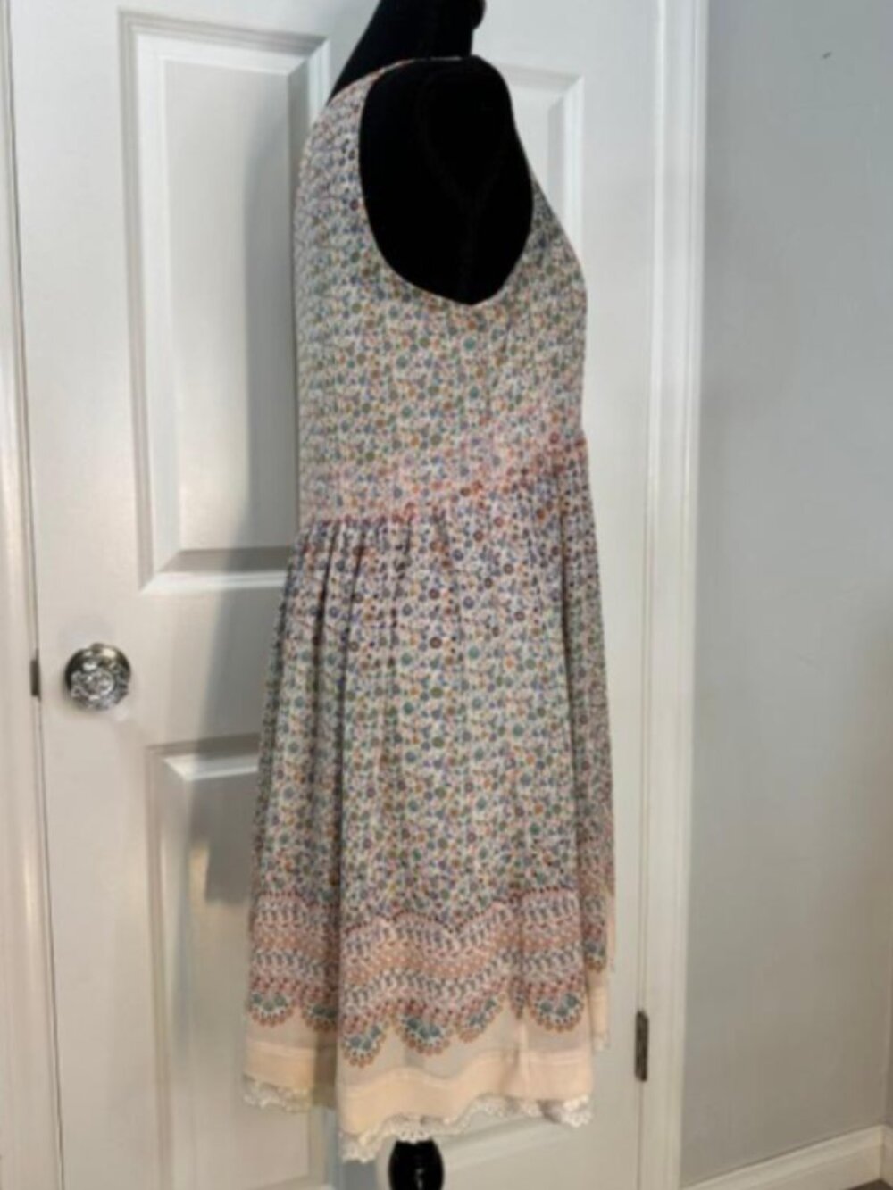 Maeve Anthropologie Violetta Dress in Mauve Motif – Size Small - Picture 7 of 12